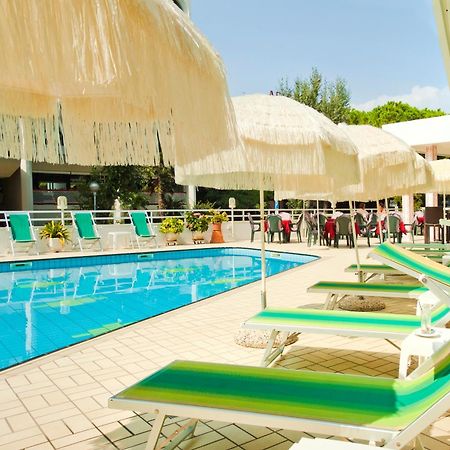 ביביונה Hotel Gimm מראה חיצוני תמונה