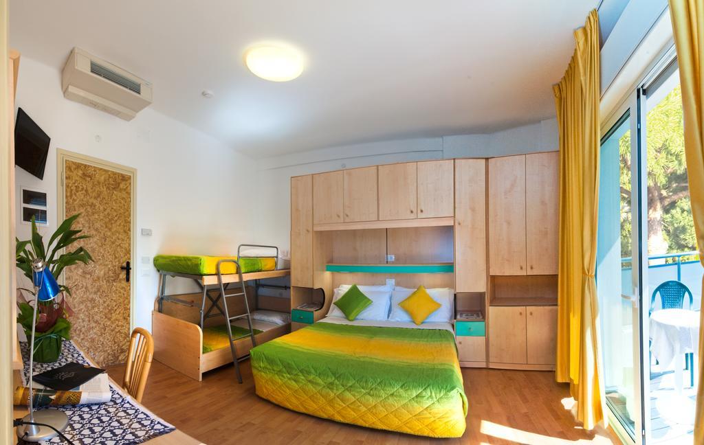 ביביונה Hotel Gimm חדר תמונה