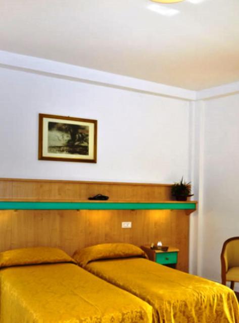 ביביונה Hotel Gimm מראה חיצוני תמונה