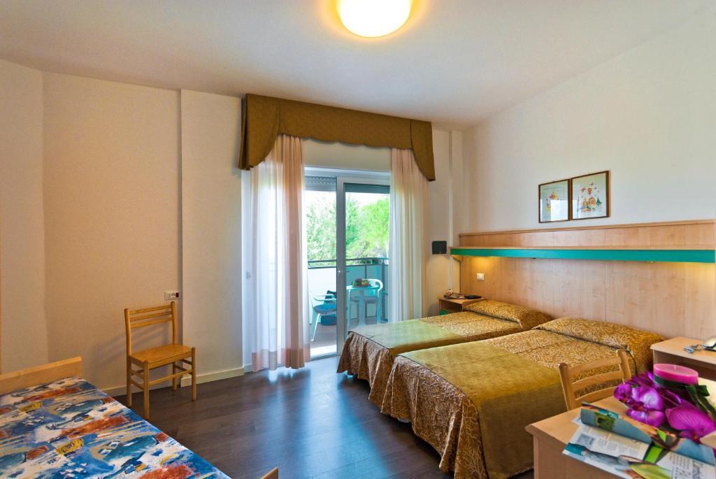 ביביונה Hotel Gimm חדר תמונה