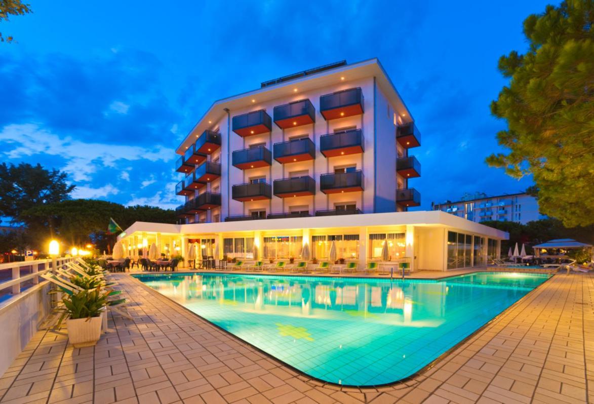 ביביונה Hotel Gimm מראה חיצוני תמונה